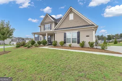 610 Napier Pass, Peachtree City, GA 30269 - Photo 2