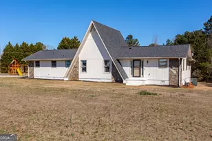 752 Jonathans Roost Rd, Williamson, GA 30292 - Photo 2