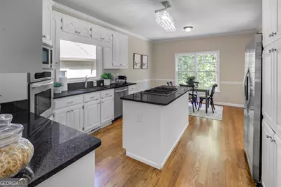2059 Howell Mill Road NW, Atlanta, GA 30318 - Photo 14