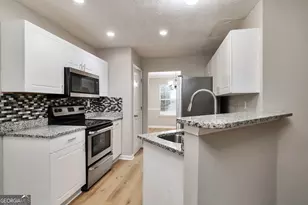 5901 Valley Green Rd, Lithonia, GA 30058 - Photo 6