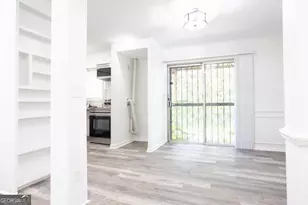 3232 Abbeywood Dr, Decatur, GA 30034 - Photo 2
