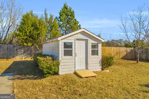 816 Kaitlyn Dr, Loganville, GA 30052 - Photo 10