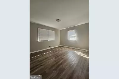 1058 Phillips Circle, Forest Park, GA 30297 - Photo 10