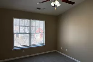 306 Lauren Dr, Fairburn, GA 30213 - Photo 8