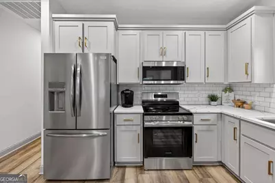 158 N Deborah Circle, Jesup, GA 31546 - Photo 8