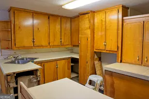 3861 Desoto Dr, Macon, GA 31206 - Photo 22