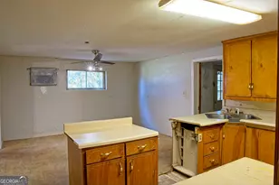 3861 Desoto Dr, Macon, GA 31206 - Photo 20