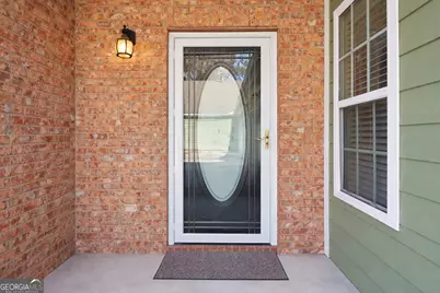 1502 Commonwealth Circle, Newnan, GA 30263 - Photo 2