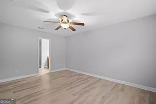 218 Guyett Ave, Hinesville, GA 31313 - Photo 14