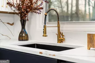 6630 Walker Rd, Riverdale, GA 30296 - Photo 18