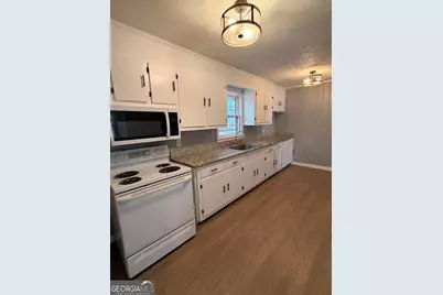 224 Rutland Circle, Lagrange, GA 30241 - Photo 6