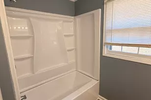 224 Rutland Cir, Lagrange, GA 30241 - Photo 14