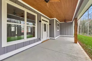 811 Barnetts Bridge Rd, Jackson, GA 30233 - Photo 60