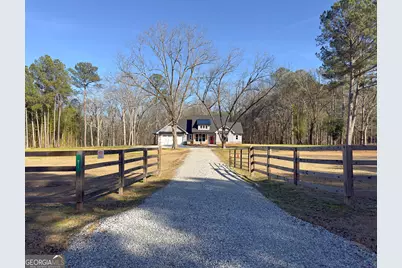 811 Barnetts Bridge Road, Jackson, GA 30233 - Photo 4