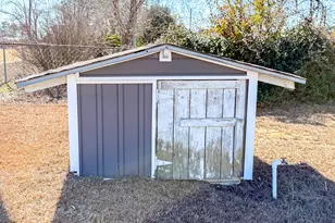 765 Max Deen Dr, Baxley, GA 31513 - Photo 44