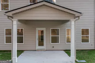 427 Windy Ln, Jonesboro, GA 30238 - Photo 2