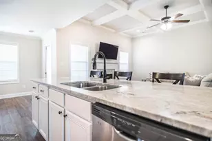 108 Chatham Ct, Byron, GA 31008 - Photo 10