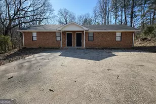 271 E Wright St, Winder, GA 30680 - Photo 2