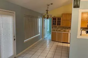 290 Monmouth Dr, Fayetteville, GA 30214 - Photo 4