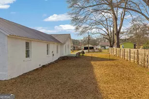 86 Luckie St, Lavonia, GA 30553 - Photo 30