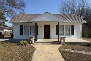 86 Luckie St, Lavonia, GA 30553 - Photo 2