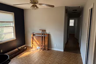 64 Pine St, Zebulon, GA 30295 - Photo 4