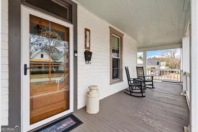 35 Combs Street, Locust Grove, GA 30248 - Photo 4