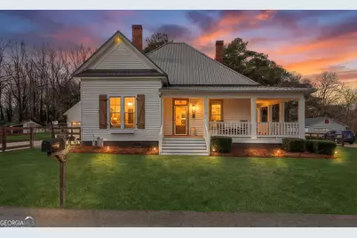 35 Combs Street, Locust Grove, GA 30248 - Photo 2