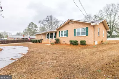 411 Pine Forrest, Dublin, GA 31021 - Photo 2