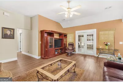 865 Laurel Hill Circle, Richmond Hill, GA 31324 - Photo 6