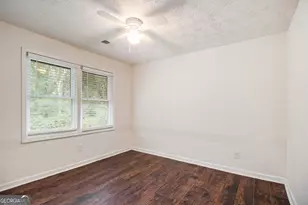 2087 Austin Dr, Decatur, GA 30032 - Photo 6