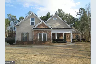 10 Colonial Court, Senoia, GA 30276 - Photo 1