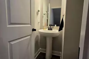 324 Hayden Cir, Woodstock, GA 30189 - Photo 6