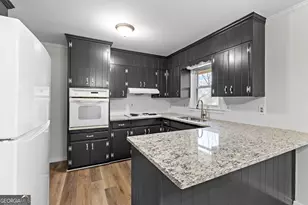 3548 Meadowview Ct, Rex, GA 30273 - Photo 14