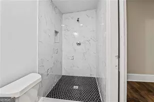 684 S Elizabeth Pl NW, Atlanta, GA 30318 - Photo 10