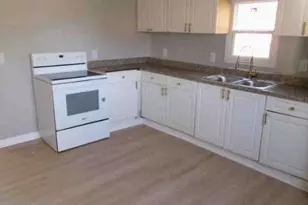 1195 Lawton Dr, Macon, GA 31201 - Photo 10