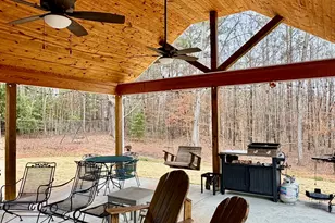 107 Sweetwater Ct, Lagrange, GA 30240 - Photo 4