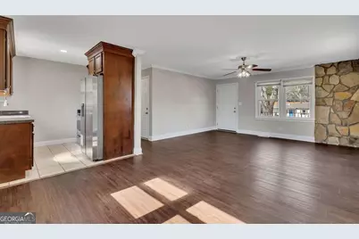 664 Rail Splitter Drive NE, Kennesaw, GA 30144 - Photo 8
