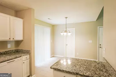 6670 South Avenue, Union City, GA 30291 - Photo 6