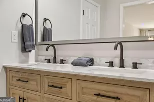 217 Skyland Dr, Roswell, GA 30075 - Photo 22