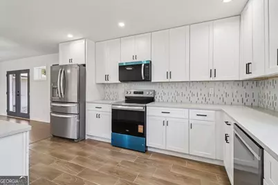 2219 Lisa Drive SE, Marietta, GA 30067 - Photo 8