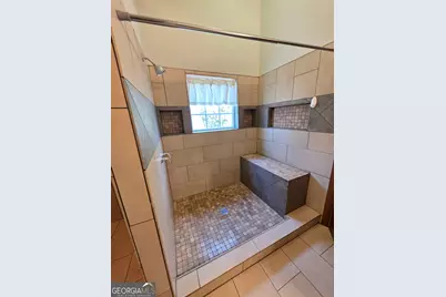 406 Hidden Lakes Trail, Jefferson, GA 30549 - Photo 14