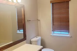 557 Crestridge Ct, Stone Mountain, GA 30083 - Photo 6