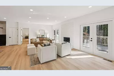 110 Vistacrest Way, Roswell, GA 30075 - Photo 6