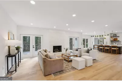 110 Vistacrest Way, Roswell, GA 30075 - Photo 2