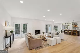 110 Vistacrest Way, Roswell, GA 30075 - Photo 2