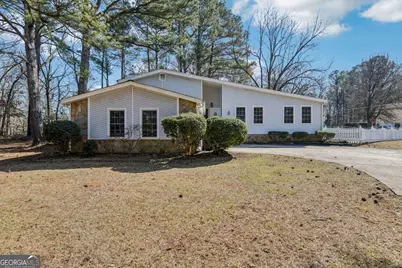 3950 Joyce Court SE, Conyers, GA 30013 - Photo 2