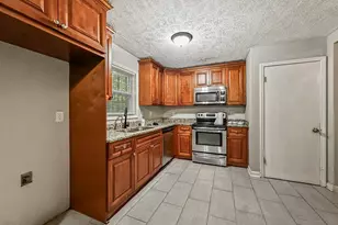 4187 Clearview Dr, Douglasville, GA 30134 - Photo 4