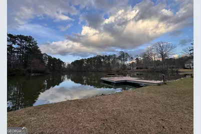 192 NE Kings Row NE, Marietta, GA 30067 - Photo 32