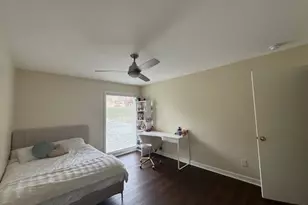 192 NE Kings Row NE, Marietta, GA 30067 - Photo 18